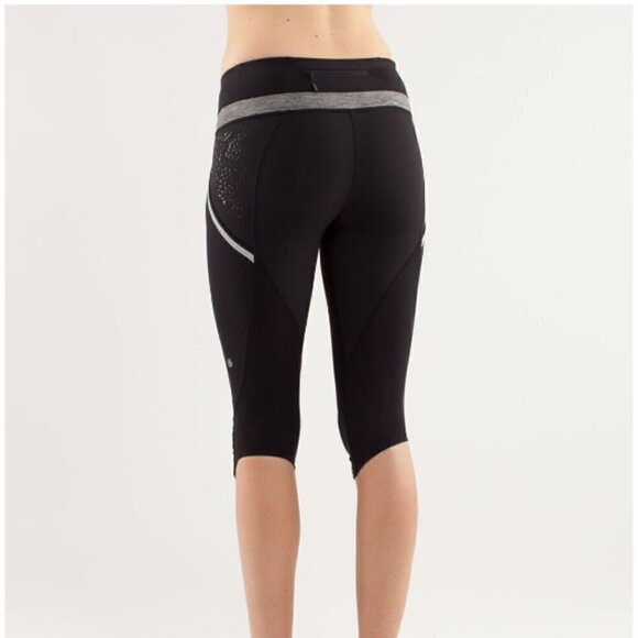 Lululemon Run a Marathon Black Crop Leggings - Picture 2 of 10